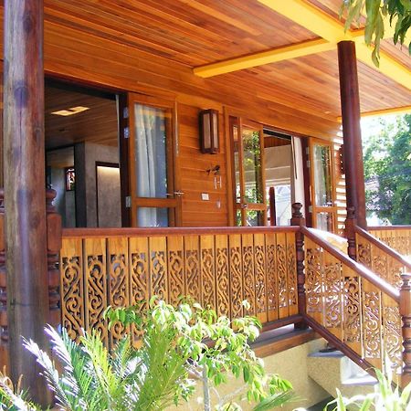 Baan Banyan Villa, Wood House Short Walk To Mae Nam Beach Exteriör bild