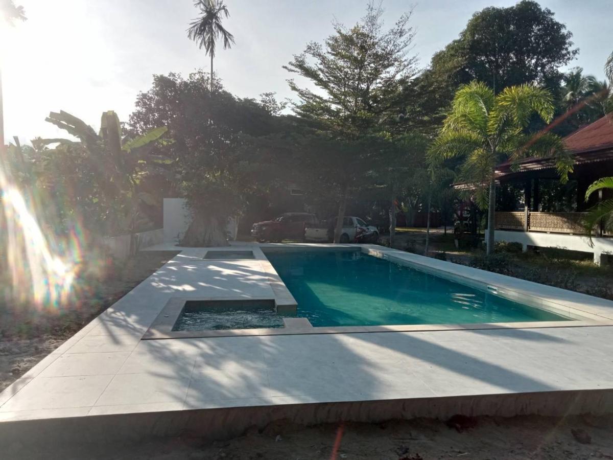 Baan Banyan Villa, Wood House Short Walk To Mae Nam Beach Exteriör bild
