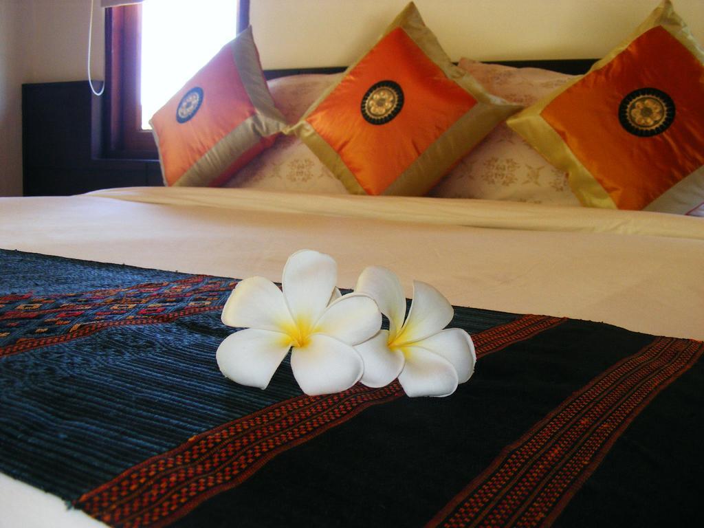 Baan Banyan Villa, Wood House Short Walk To Mae Nam Beach Exteriör bild